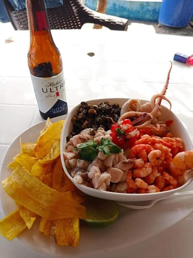 Surf & Turf Hotel Zacatecoluca Luaran gambar